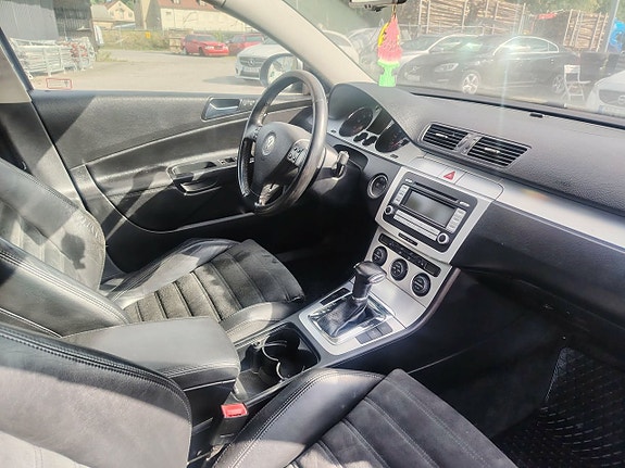 Volkswagen Passat 17 of 26