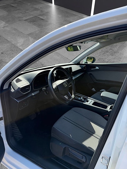 Seat Leon 7 of 17