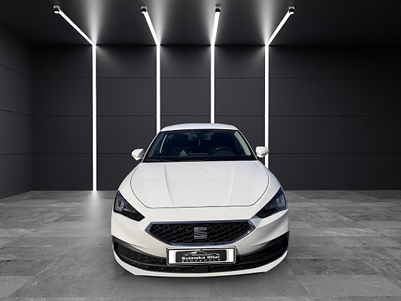 Seat Leon 2 of 17