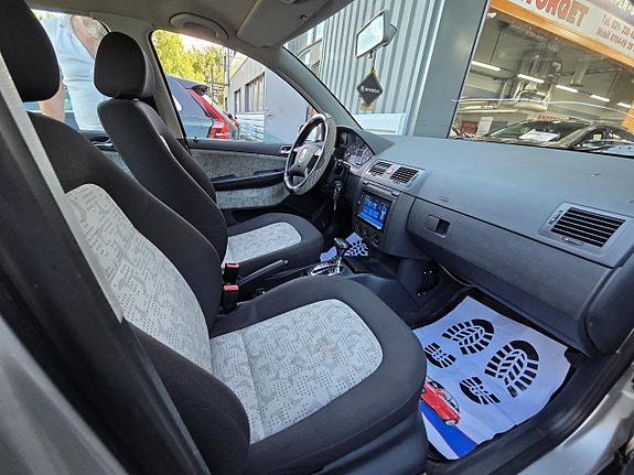 Skoda Fabia 8 of 13