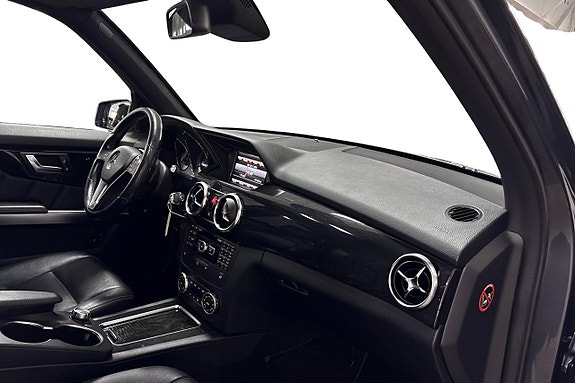 Mercedes-Benz GLK220 9 of 11