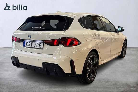 BMW 120 17 of 19