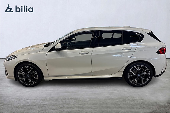 BMW 120 3 of 19