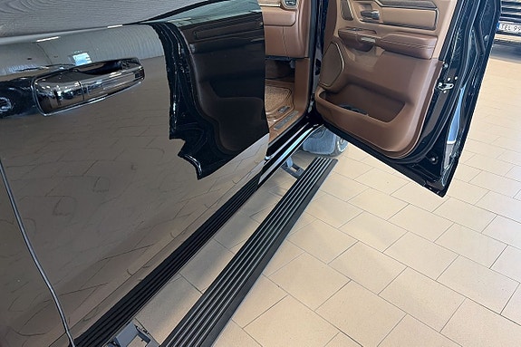 RAM 1500 6 of 15