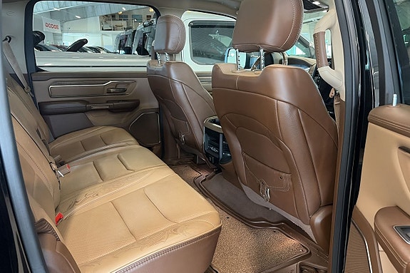 RAM 1500 8 of 15