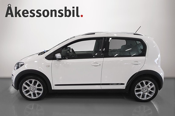 Volkswagen Up! Cross 3 of 8