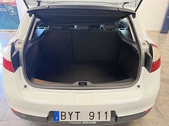 Renault Megane 13 of 17