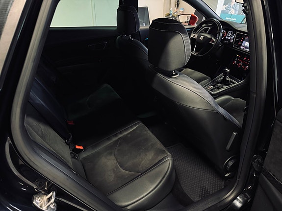 Seat Leon 19 of 24