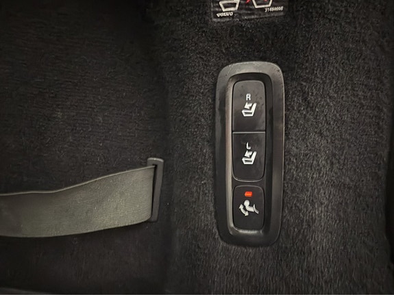 Volvo V90 Cross Country 16 of 30