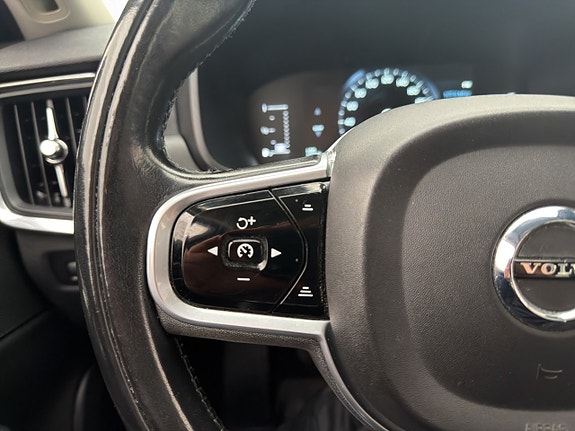 Volvo V90 Cross Country 30 of 30