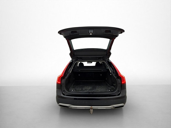 Volvo V90 Cross Country 15 of 30
