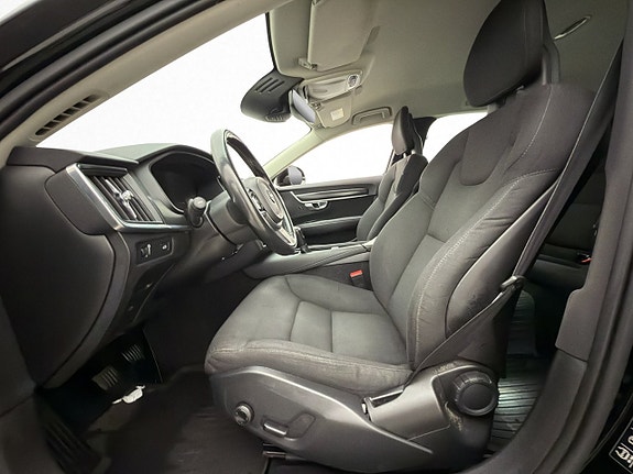 Volvo V90 Cross Country 20 of 30