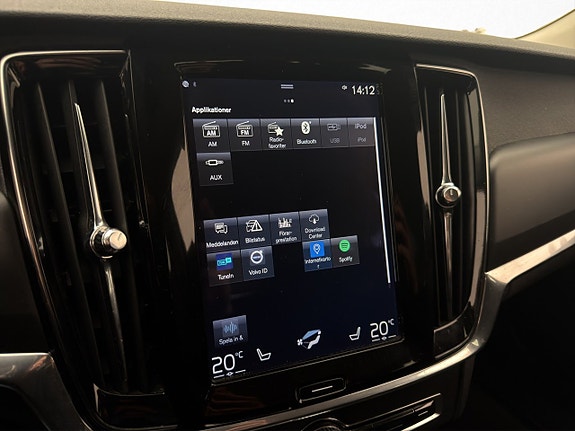 Volvo V90 Cross Country 27 of 30