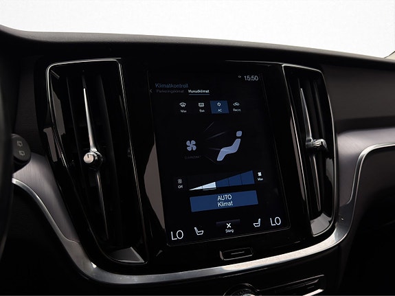 Volvo V60 21 of 30