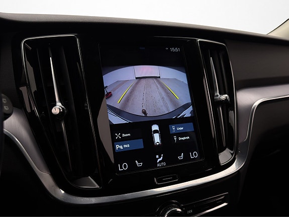 Volvo V60 19 of 30