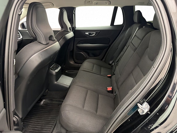 Volvo V60 28 of 30
