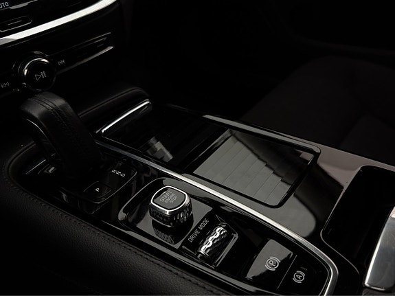Volvo V60 25 of 30