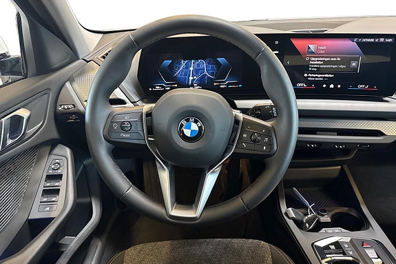 BMW 120 9 of 19