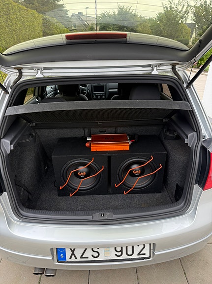 Volkswagen Golf V 9 of 9