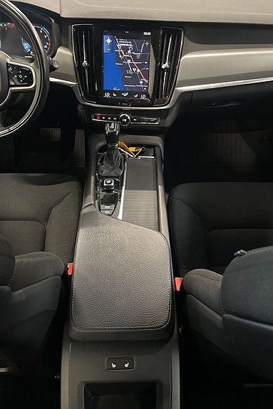 Volvo V90 12 of 12