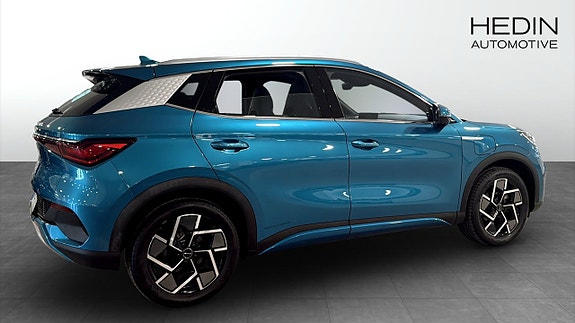 BYD Atto 3 2 of 13