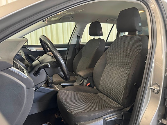 Skoda Octavia 8 of 26