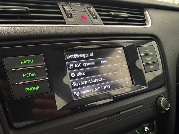 Skoda Octavia 14 of 26