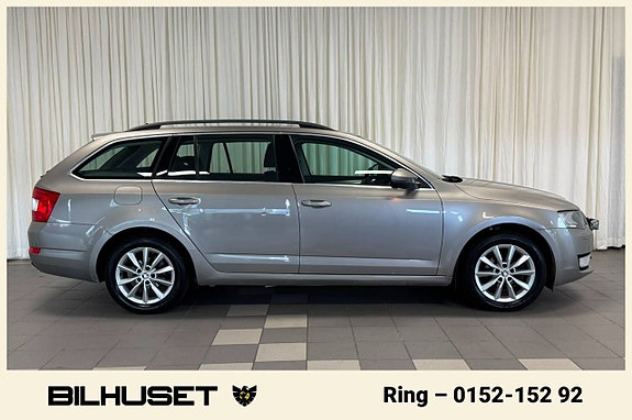 Skoda Octavia 2 of 26
