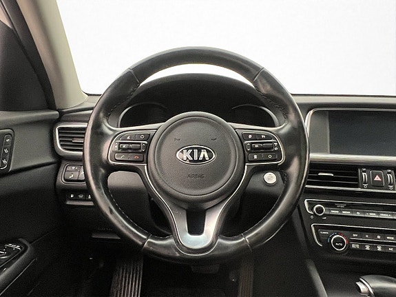 Kia Optima 16 of 30
