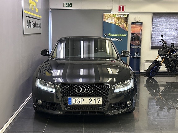 Audi A5 4 of 19