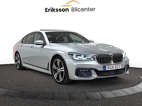 BMW 740e 2 of 29