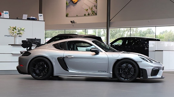 Porsche 718 5 of 10