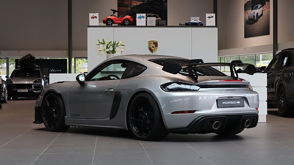 Porsche 718 2 of 10