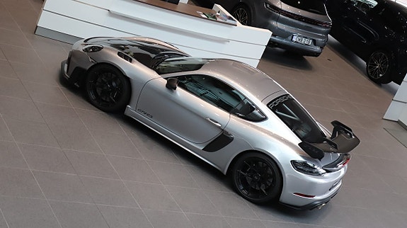 Porsche 718 4 of 10