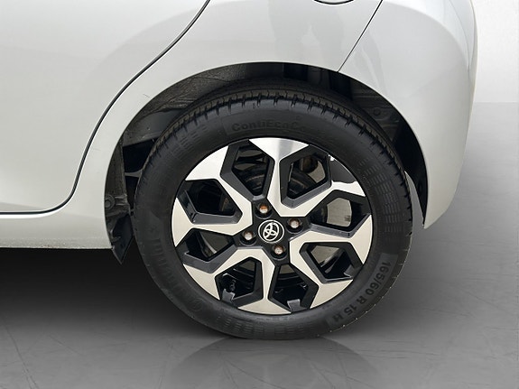 Toyota Aygo 28 of 30