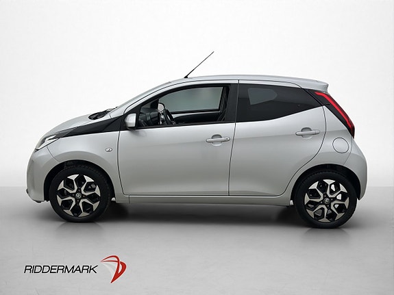Toyota Aygo 5 of 30