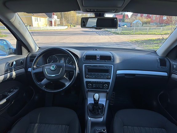 Skoda Octavia 7 of 12