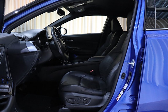 Toyota C-HR 17 of 30