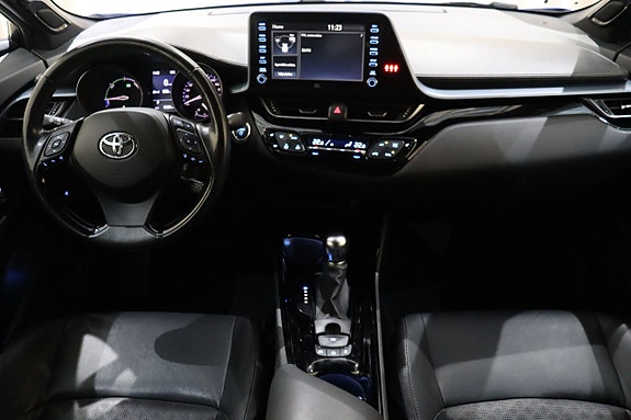 Toyota C-HR 22 of 30