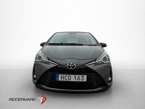 Toyota Yaris 2 of 26