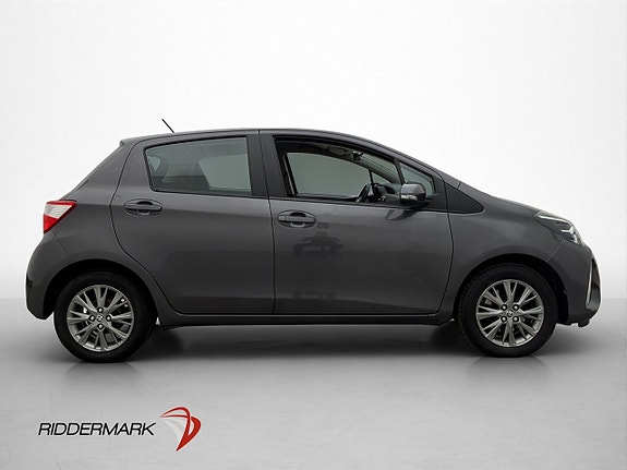 Toyota Yaris 9 of 26