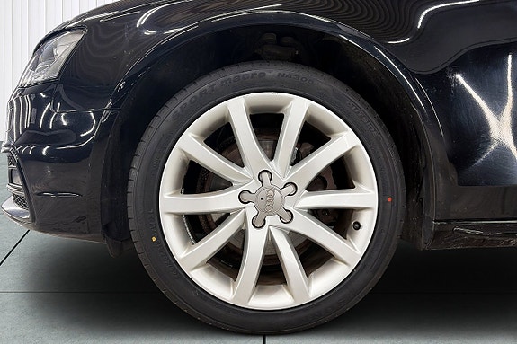 Audi A4 9 of 18
