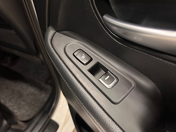 Kia Carens 19 of 25