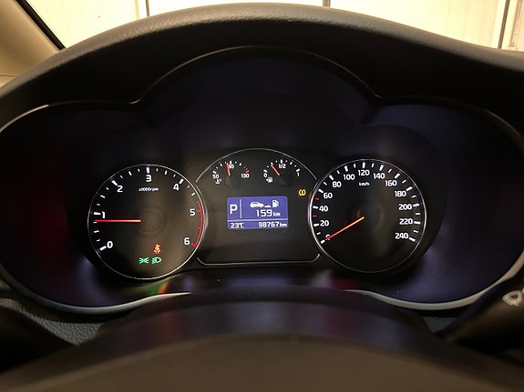 Kia Carens 13 of 25