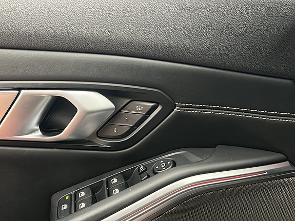 BMW M340d 13 of 30