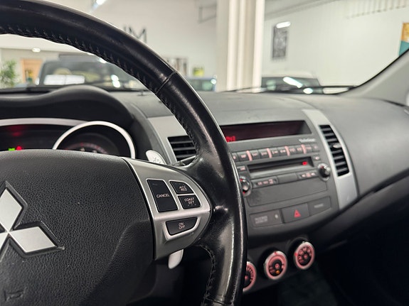 Mitsubishi Outlander 9 of 22