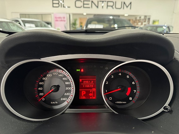 Mitsubishi Outlander 13 of 22