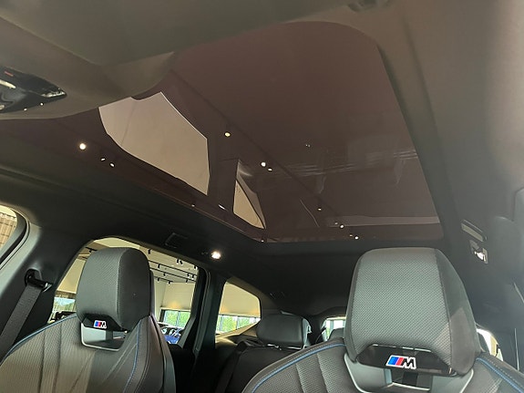 BMW iX3 20 of 26