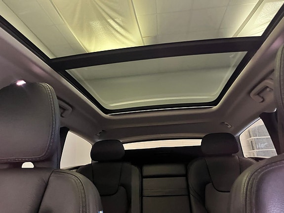 Volvo V90 Cross Country 12 of 18