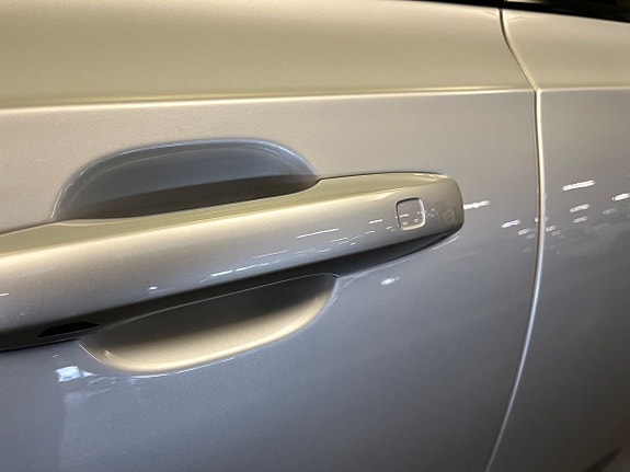 Volvo V90 Cross Country 7 of 18